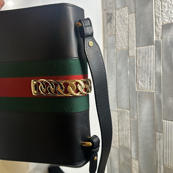 Brand new Gucci bag - Picture 4 of 10